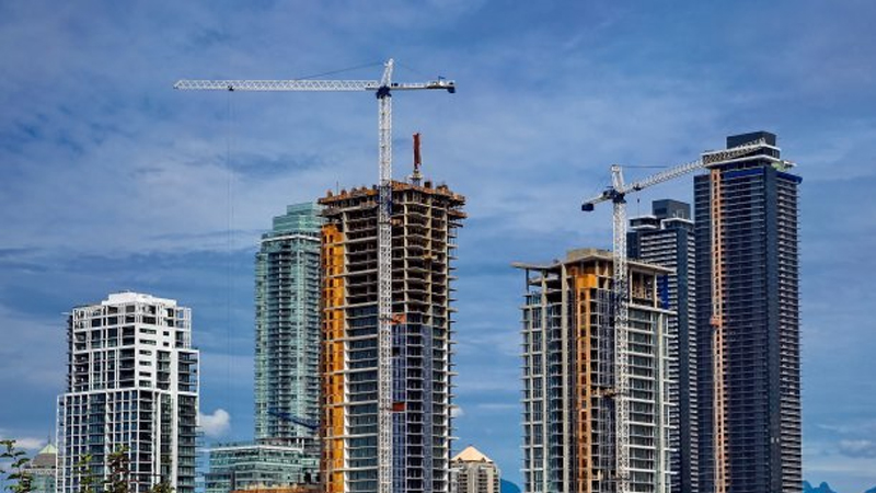 建筑工程为什么不能给个人承包？一定要有单位呢？